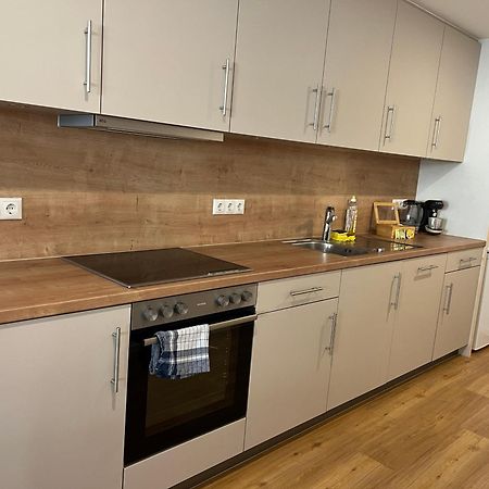 Traumhafte Business & Relax Wohnung Direkt Im Stadtkern Oettingens By Elation Homes Oettingen in Bayern Bagian luar foto