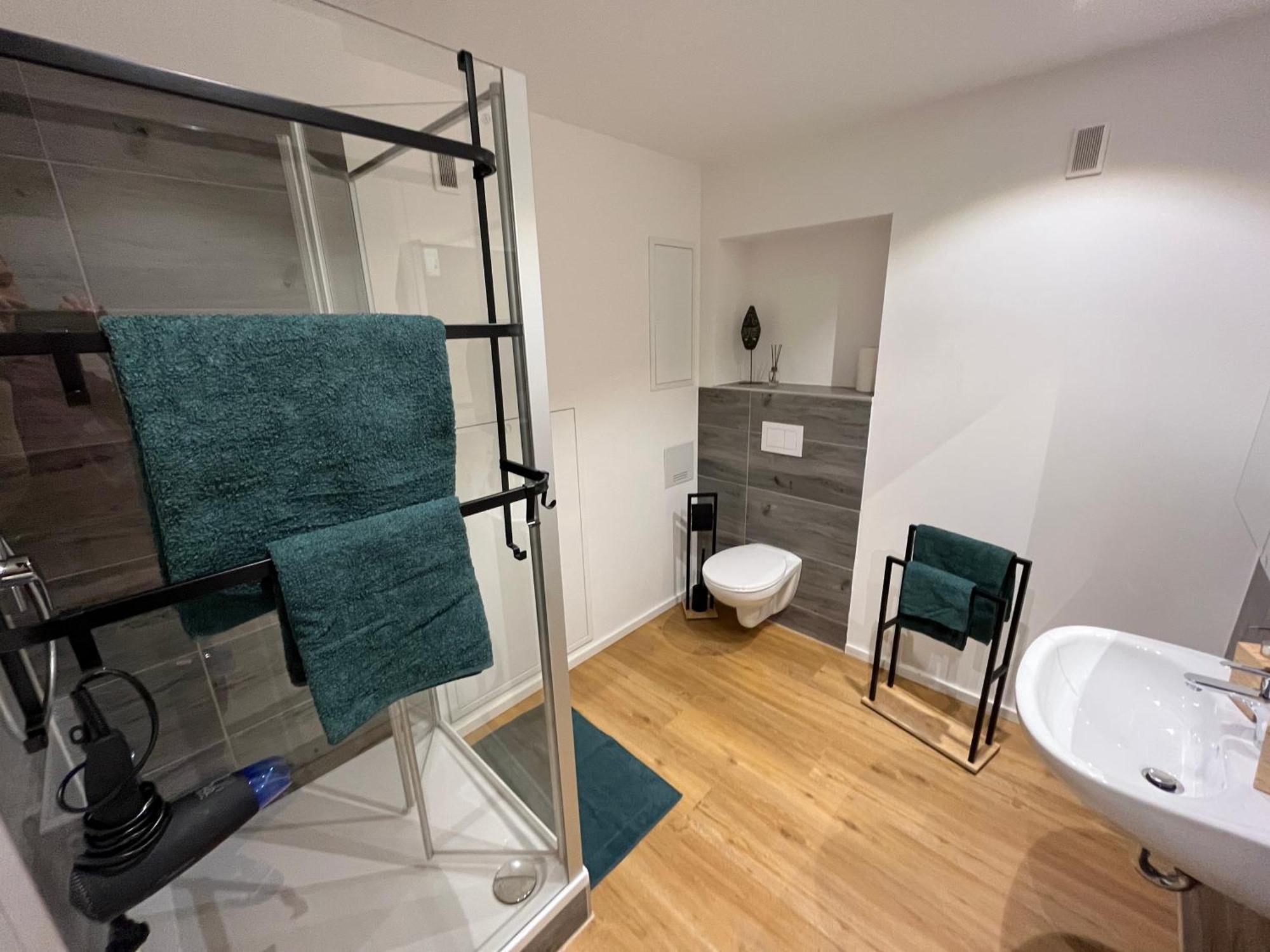 Traumhafte Business & Relax Wohnung Direkt Im Stadtkern Oettingens By Elation Homes Oettingen in Bayern Bagian luar foto